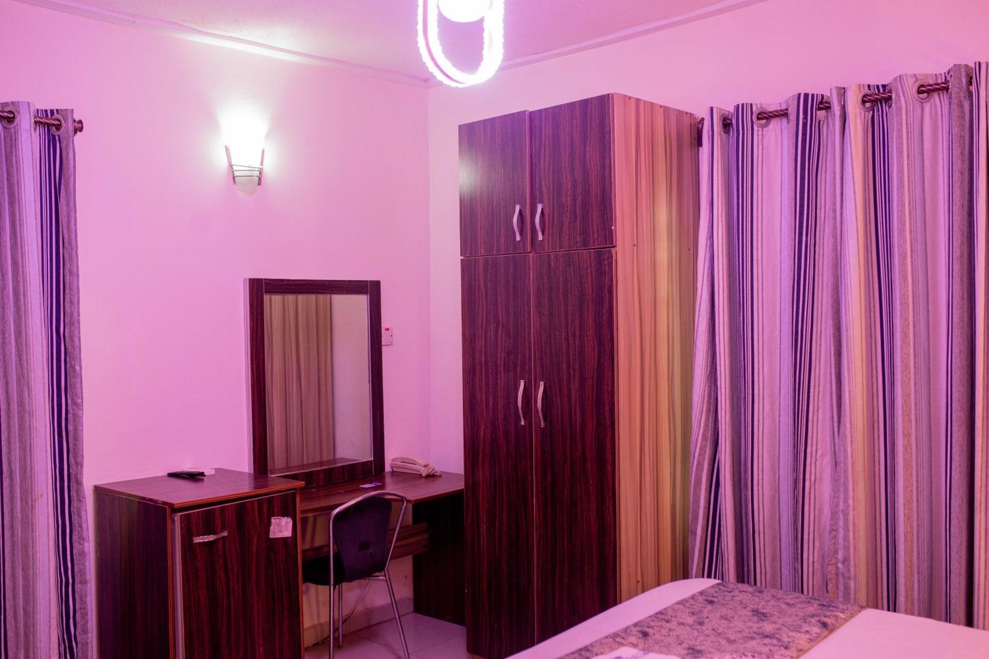 Skyrock Hotel
